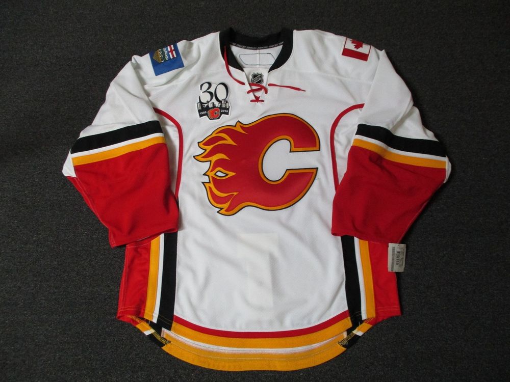 authentic linden vey jersey | Calgary 